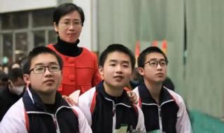 三胞胎考出等差数列 三胞胎考出等差数列